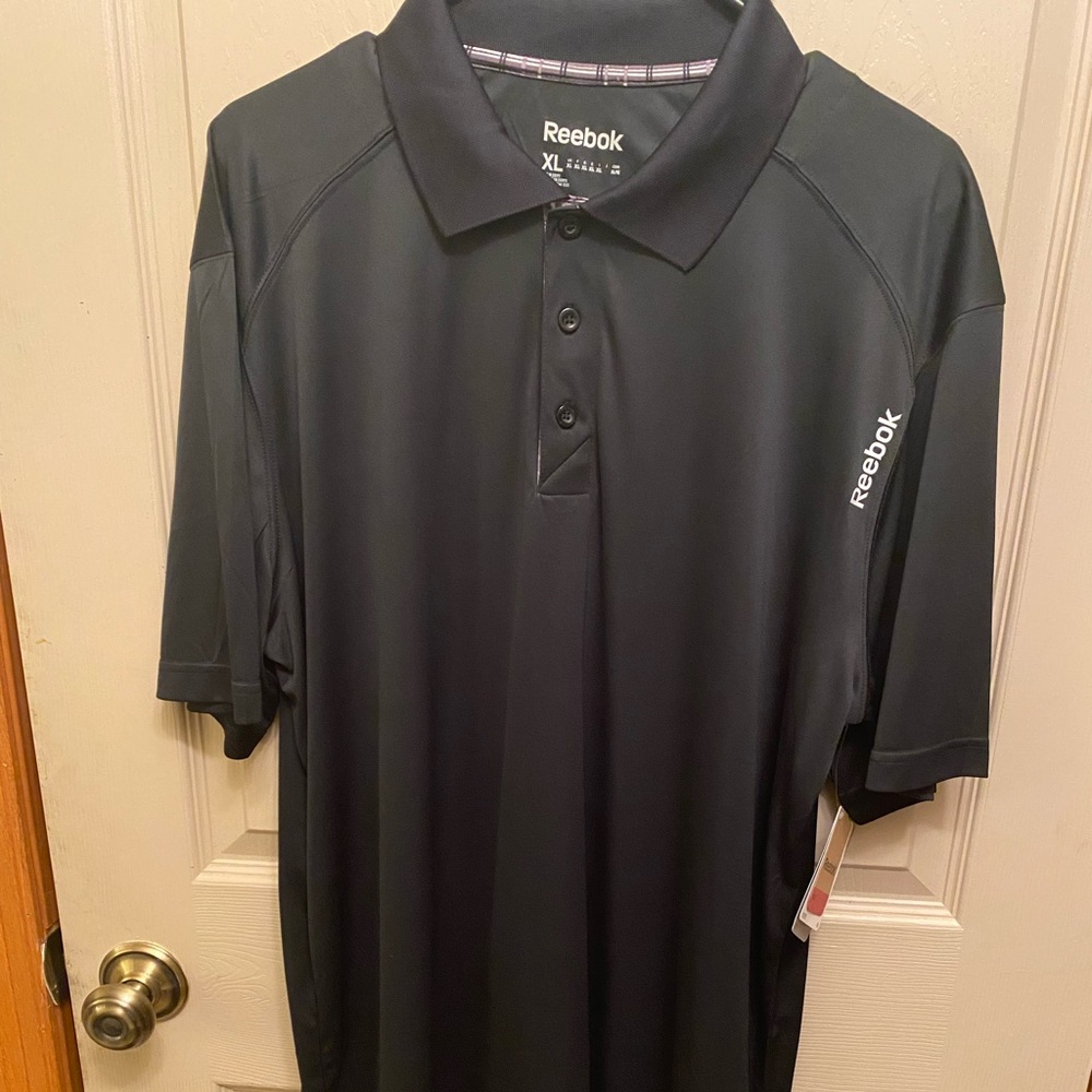 NWT Reebok men’s black XL polo shirt with 3 buttons